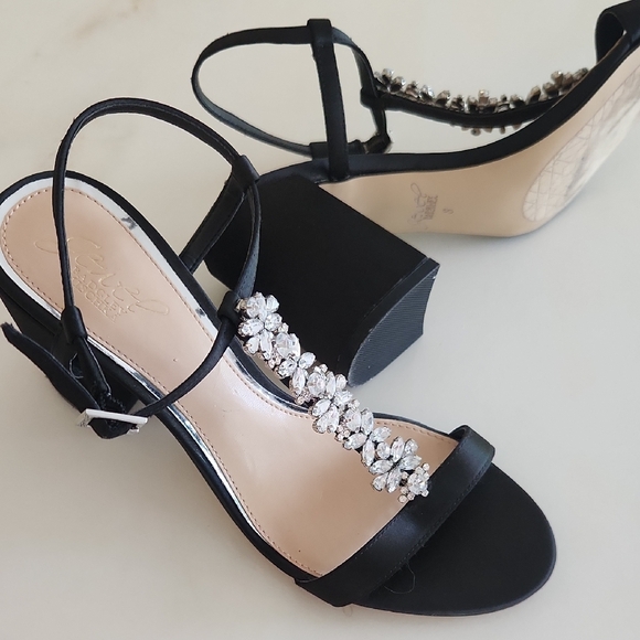 Jewel Badgley Mischka 3 1/2" Black Heels with Crystal Accents - Picture 7 of 11